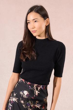 KNITTED SWEATER