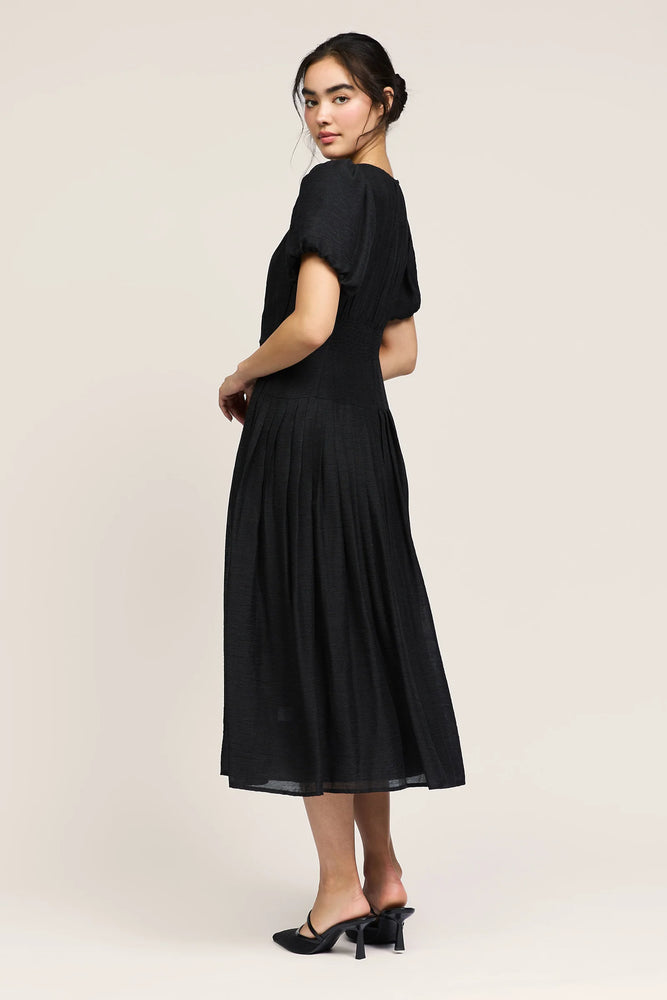 ROUND NECK MIDI DRESS