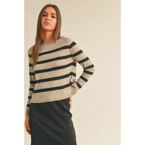 STRIPED ROUND NECK SWEATER