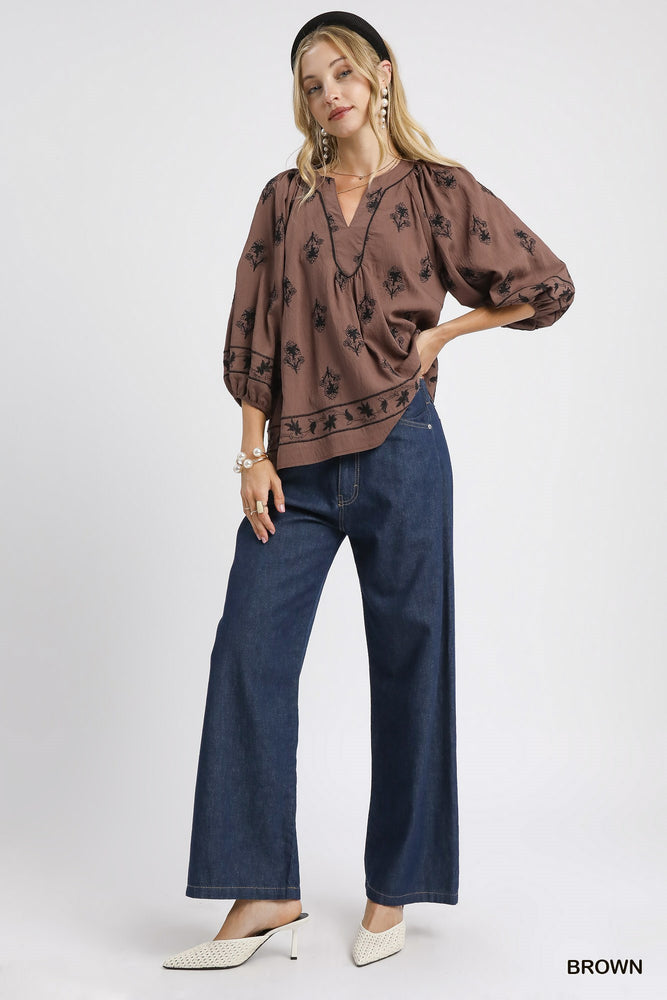 EMB V NECK TOP