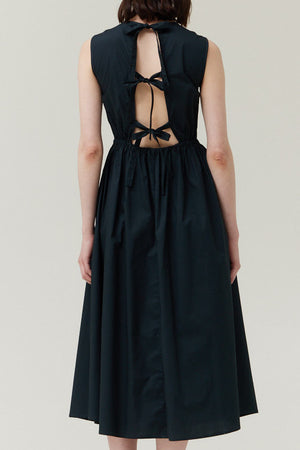 SLEEVELESS BACK TIE MAXI DRESS