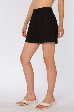 FEDRA PLEATED PULL ON SHORTS