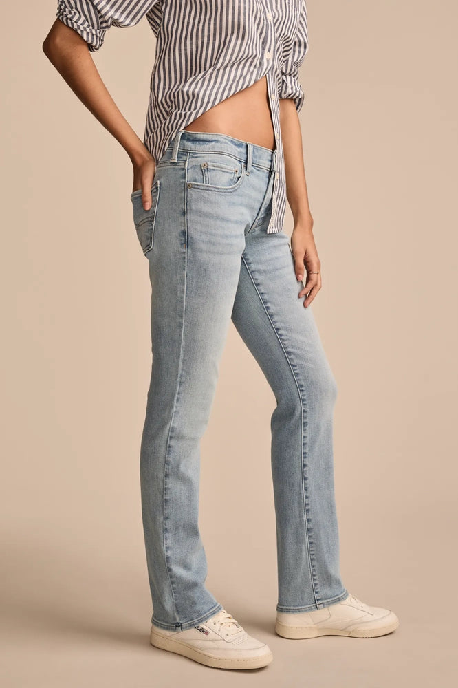 MID RISE SWEET STRAIGHT LOVERS JEAN