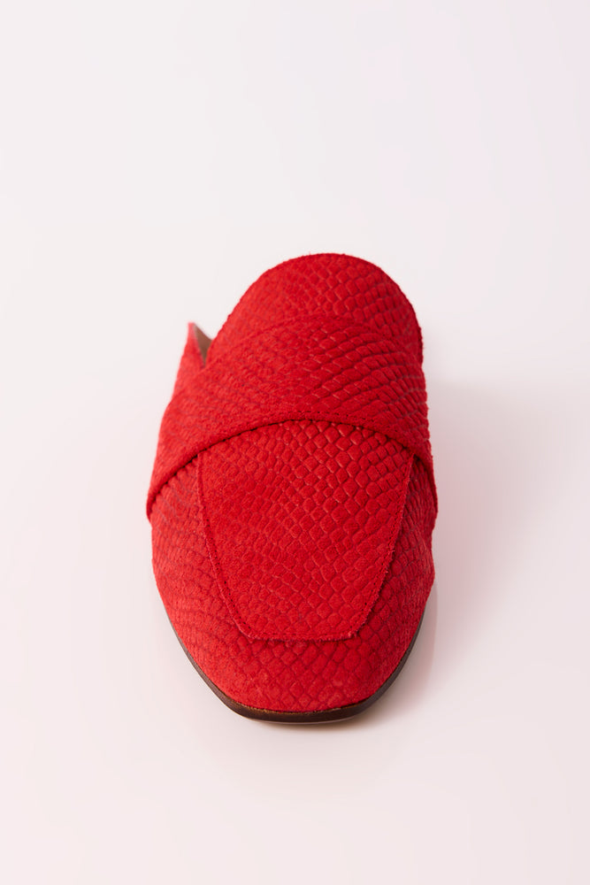 AT EASE EMBOSSED LOAFER