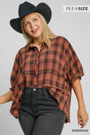 PLAID COLLARED BUTTON DOWN TOP