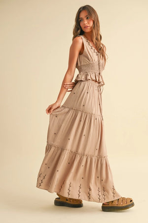 EMDROIDERED TIERED SKIRT