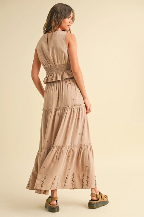 EMDROIDERED TIERED SKIRT