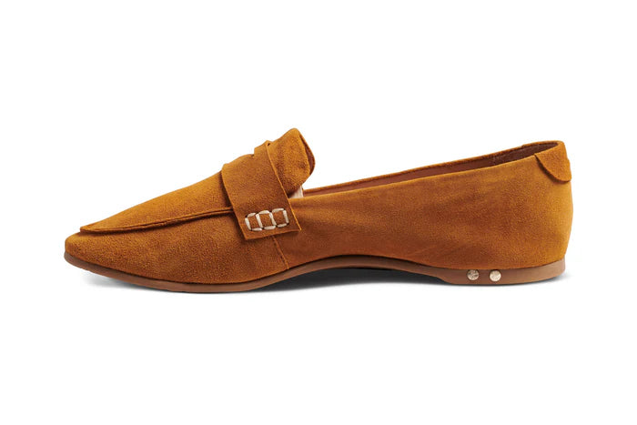 MOORHEN SUEDE LOAFER