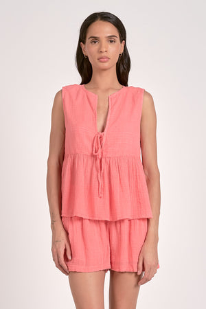 FLYAWAY SLEEVELESS TOP